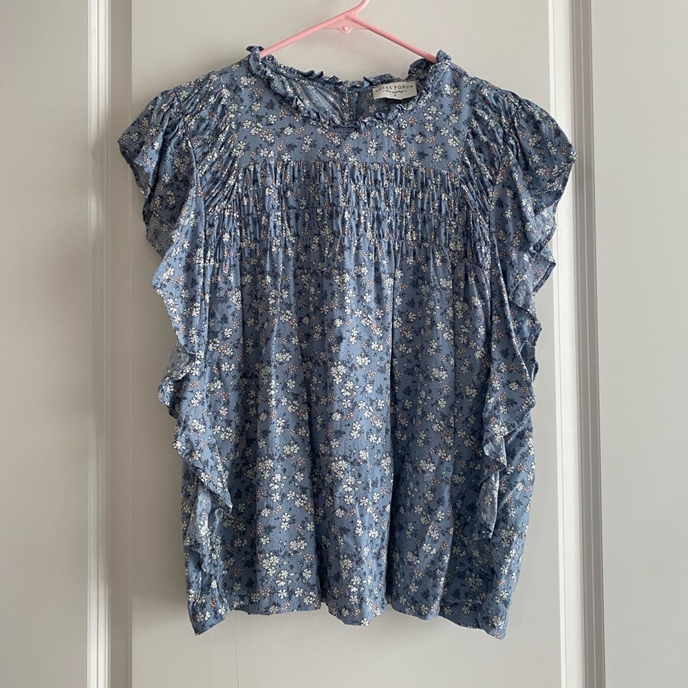 Blue floral top with small sleeve